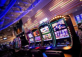 cosmo4d live casino dealer profesional streaming HD meja Baccarat Roulette
